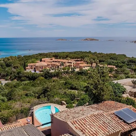 Cercueil * Порто-Черво